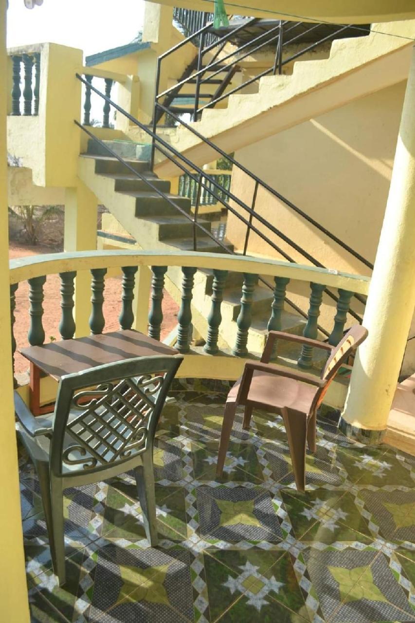 Ivon Guest House Арамбол Стая снимка